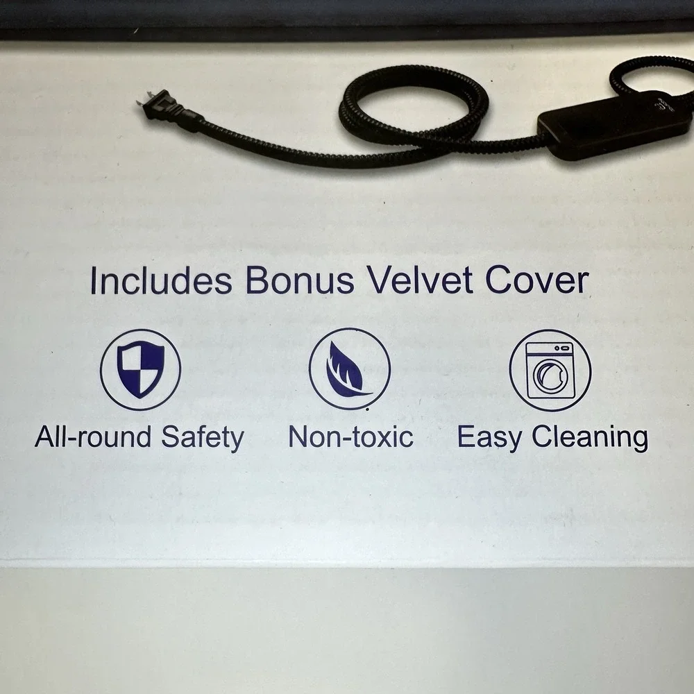 Clawsable Pet Heating Mat 17.7